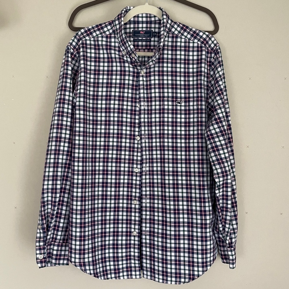 Vineyard vines shirt